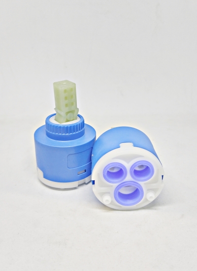 Kerámiabetét Ø40 mm-es. ZCS. Kerámiabetét Ø40 mm-es. ZCS.